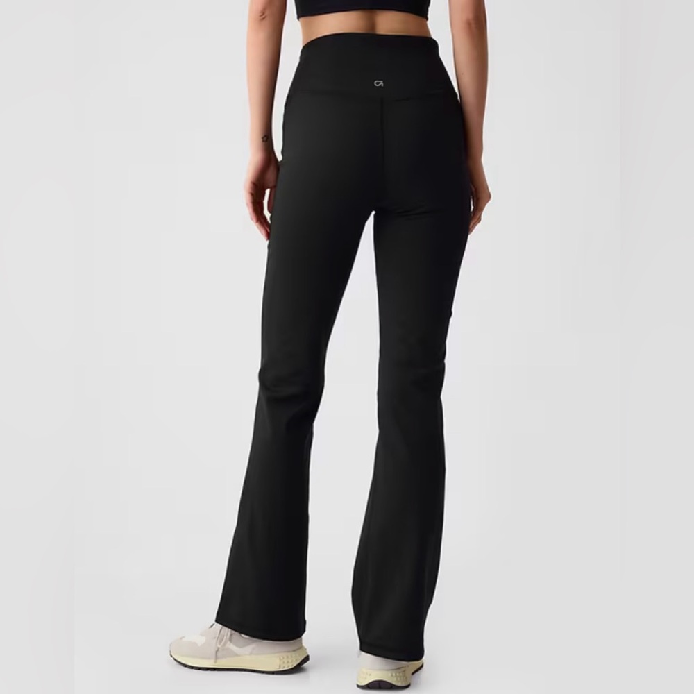 GapFit Sky High Rise Power Flare Leggings